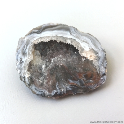 Oco Egg Agate Geodes Mineral - Mini Me Geology